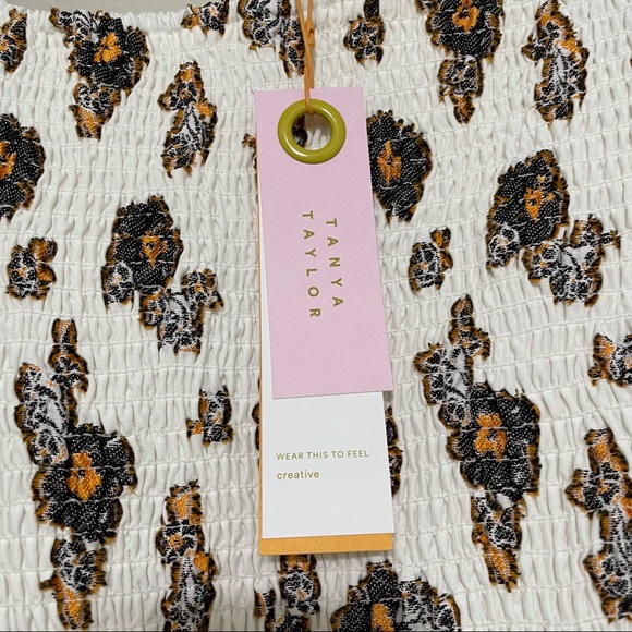 TANYA TAYLOR NWT Cream Smocked Silk Blend Floral Emma Top Size Large - Picture 6 of 10